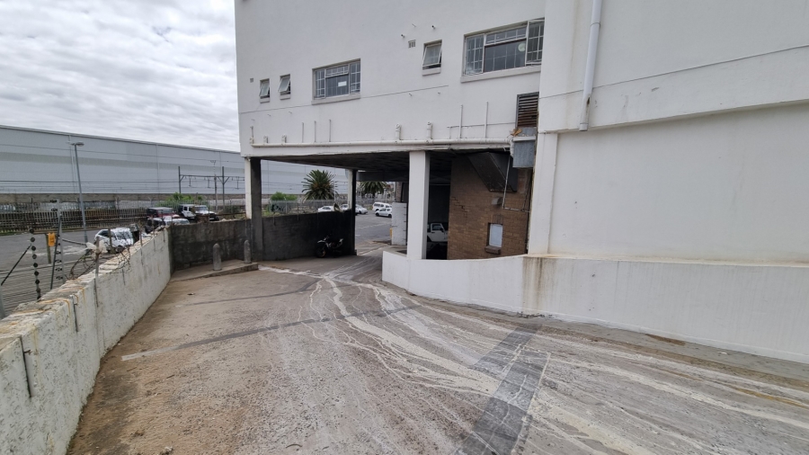 To Let commercial Property for Rent in Woodstock Western Cape